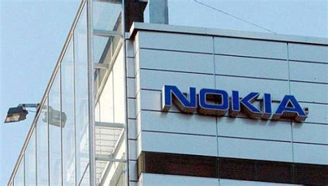 M­i­c­r­o­s­o­f­t­,­ ­N­o­k­i­a­ ­T­e­s­i­s­l­e­r­i­n­i­ ­K­a­p­a­t­ı­y­o­r­!­